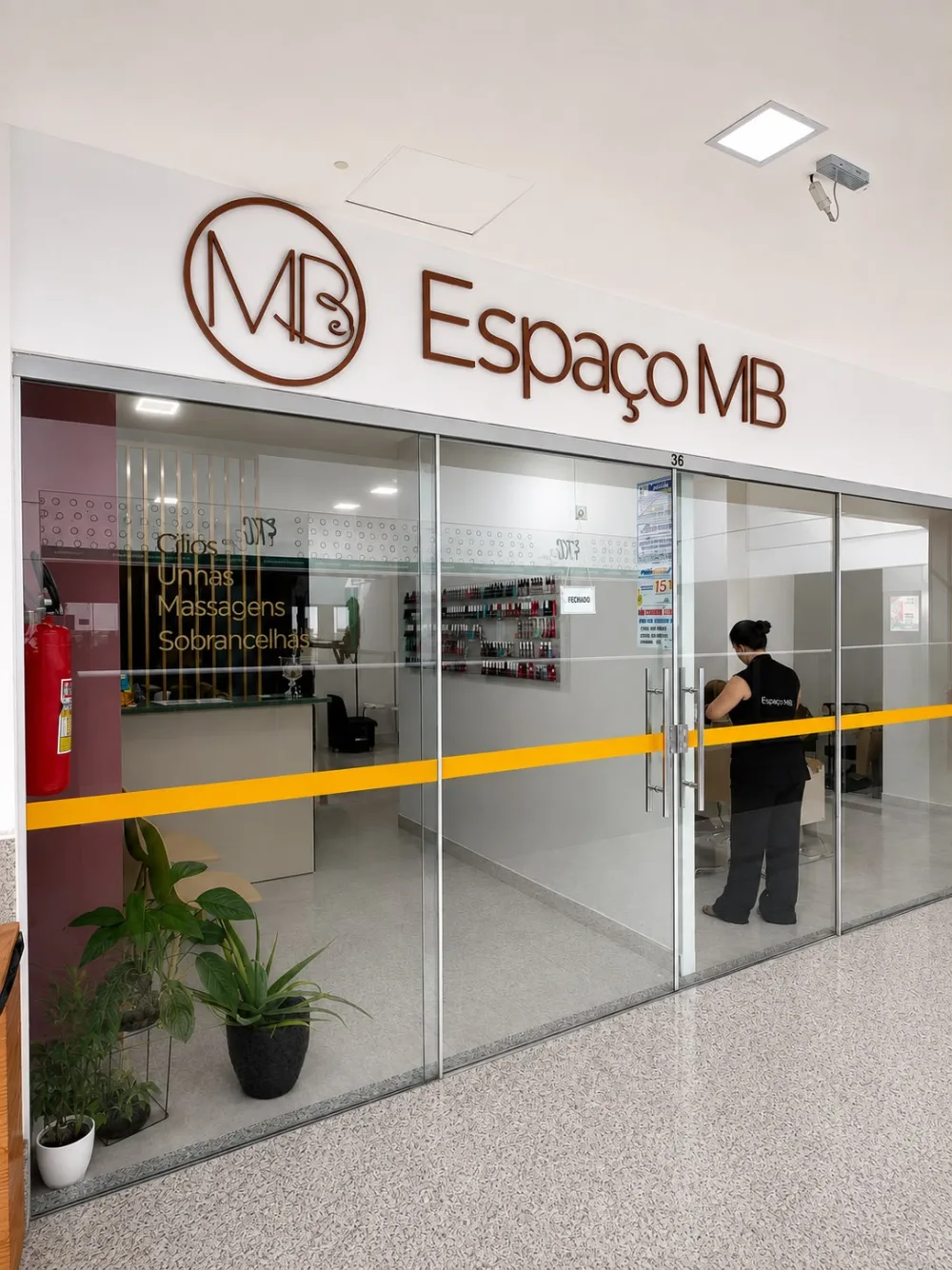 Fachada do Espaço MB, salão de beleza em Águas Claras